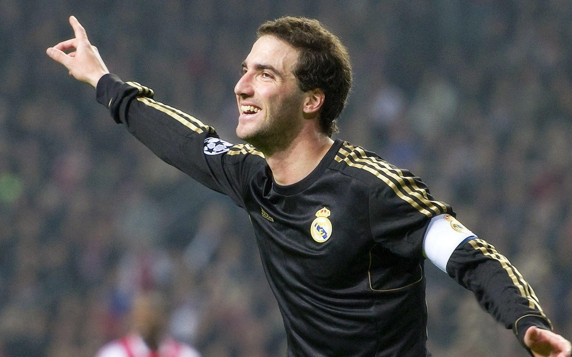 德天空独家披露，拜仁未竞逐索萨，热刺锁定克罗地亚飞翼达成协议