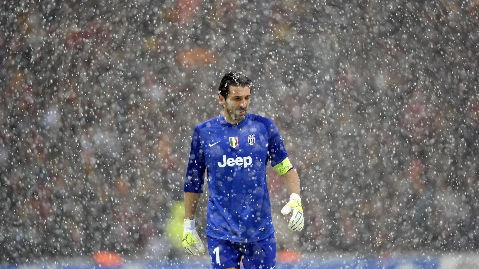 德甲劲旅再添亚洲新星！法兰克福官方宣布签下18岁日本前锋神代庆人